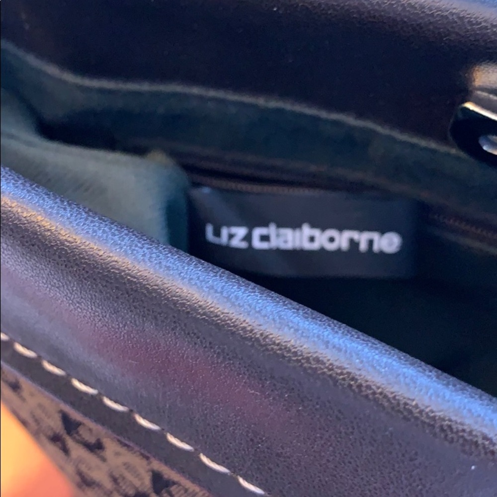 Liz Claiborne Brown Signature Handbag - Picture 11 of 11